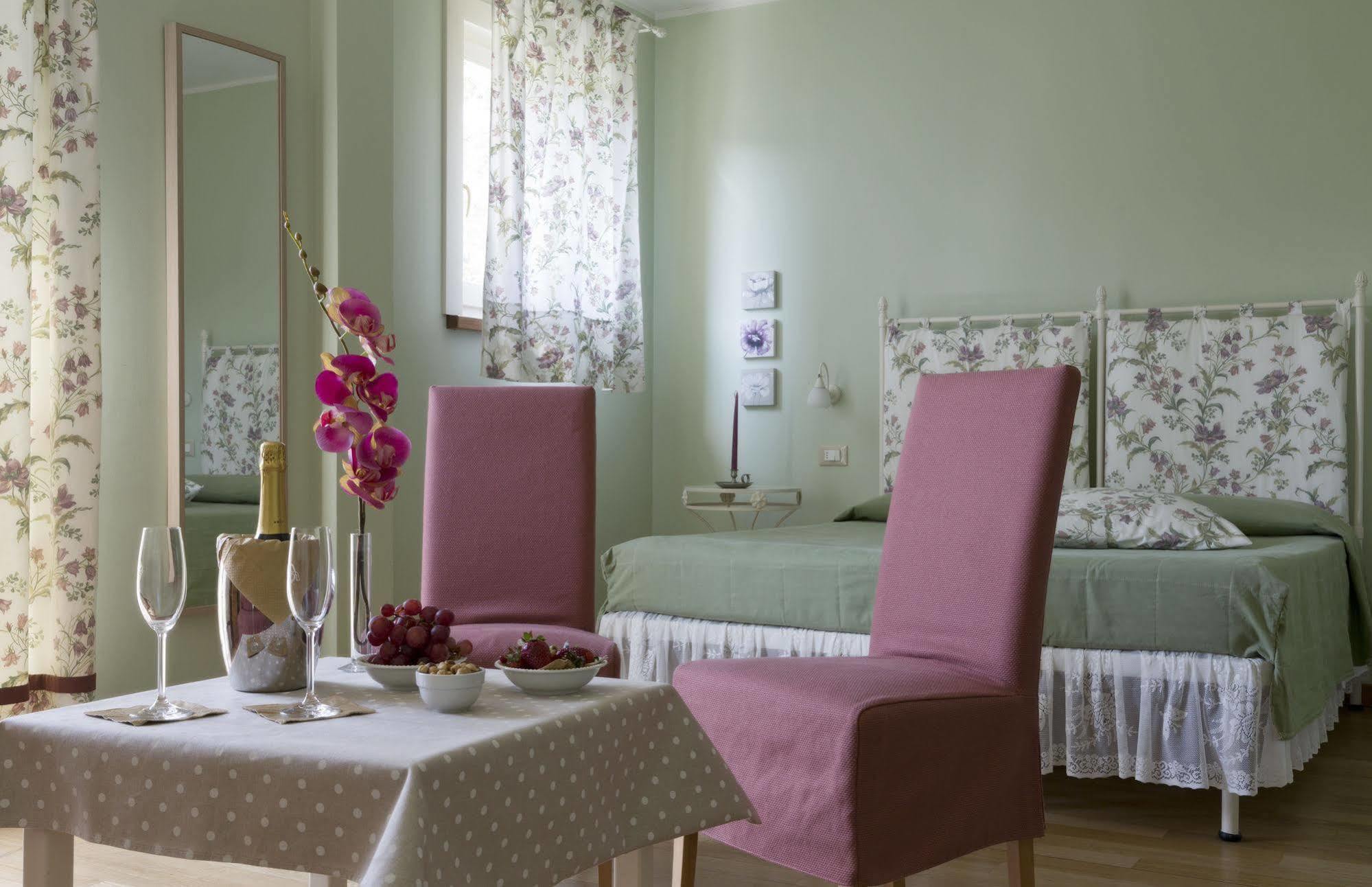 Ca Del Moro Resort & Spa Pontremoli Ngoại thất bức ảnh